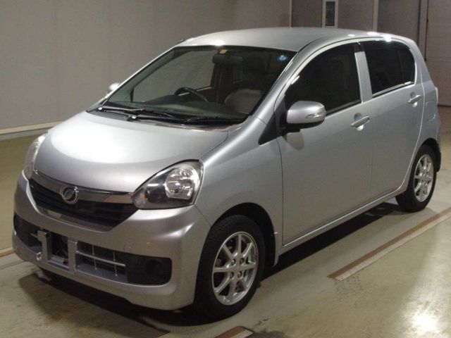 7030 Daihatsu Mira e s LA300S 2014 г. (TAA Hyogo)